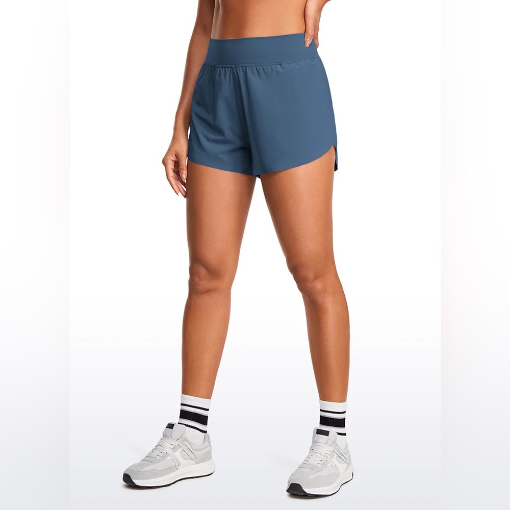 Feathery-Fit Soft High Rise Dolphin Lined Shorts 3''